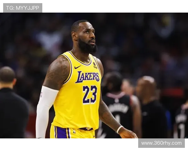 NBA今日焦点：詹姆斯领衔湖人迎战勇士 汤普森伤情更新与未来展望